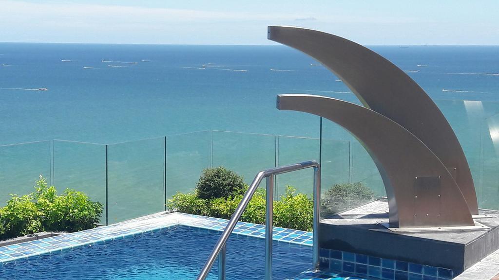 Peak Towers Apartment Pattaya